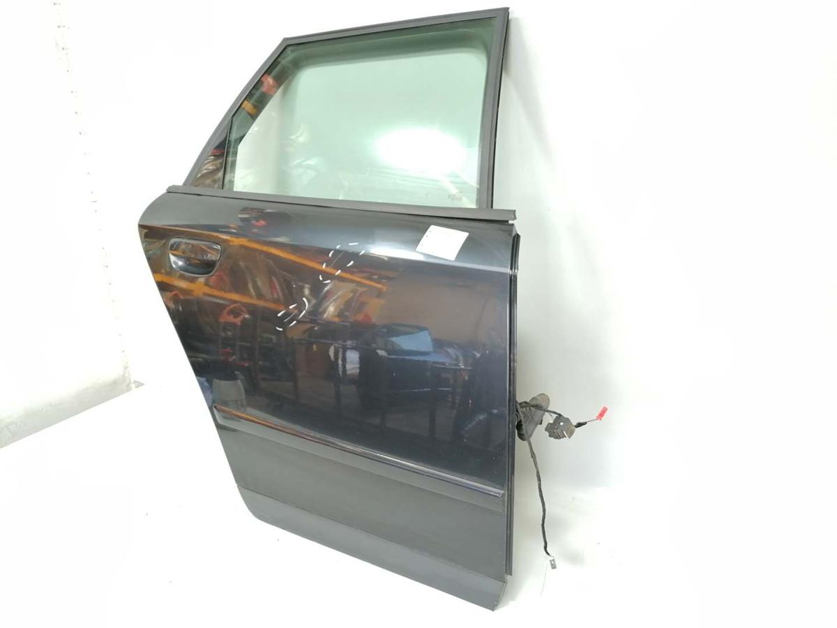 Audi A4 8E original Tür hinten rechts Kombi LZ9W Ebonyschwarz Bj.2002 Audi A4 8E original Tür hinten rechts Kombi LZ9W Ebonyschwarz Bj.2002